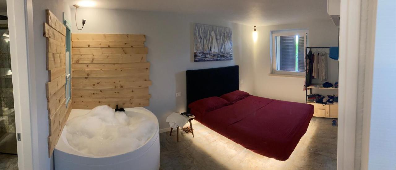 Appartement Redhouse Benaco à Torri Del Benaco Extérieur photo