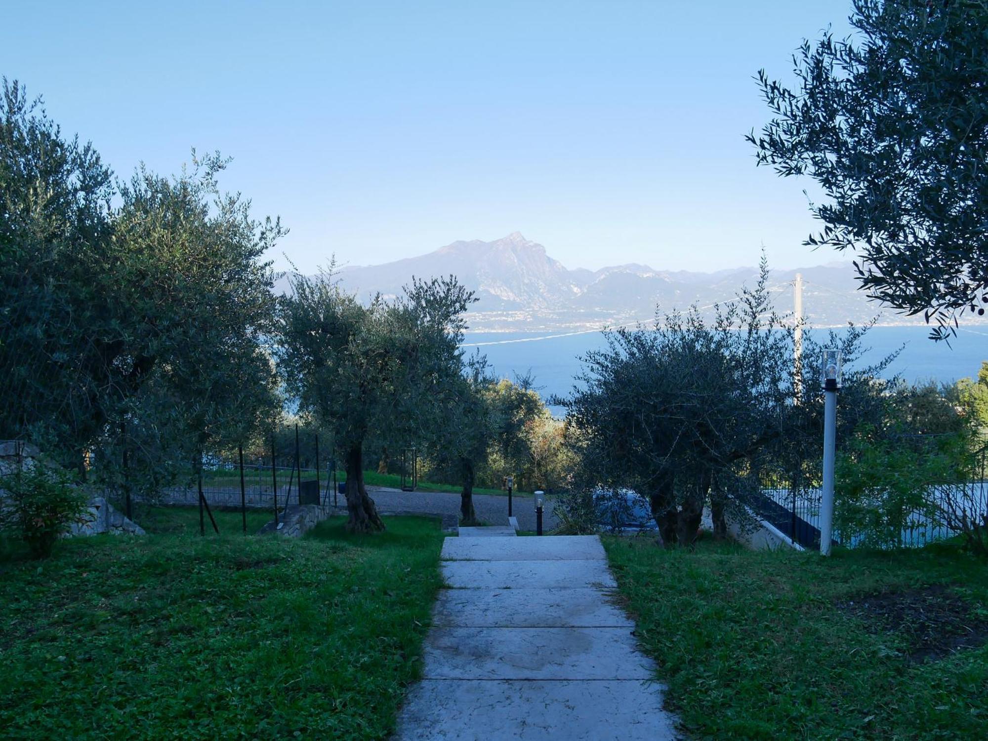 Appartement Redhouse Benaco à Torri Del Benaco Extérieur photo