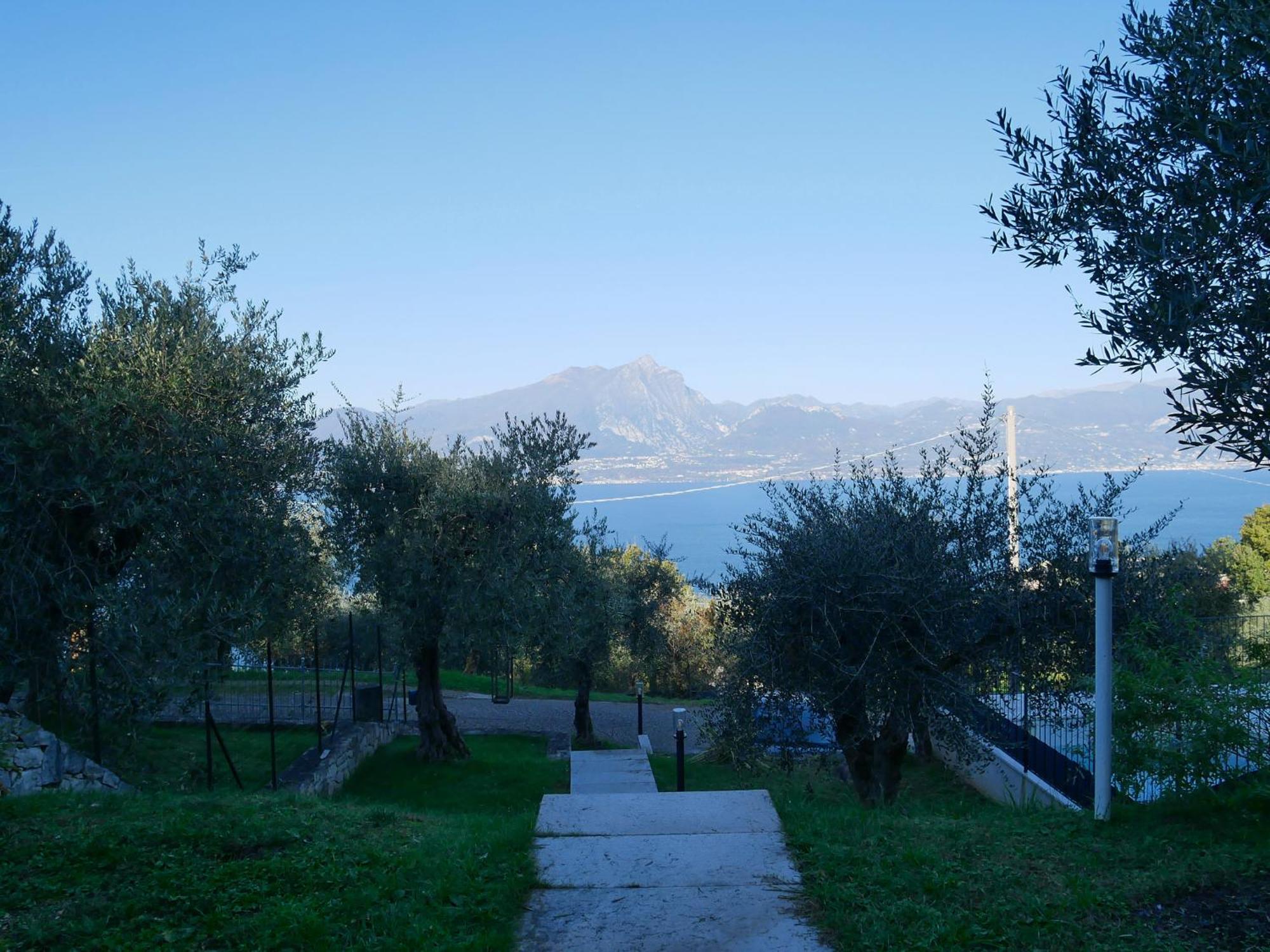 Appartement Redhouse Benaco à Torri Del Benaco Extérieur photo